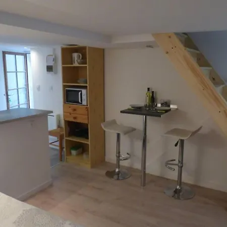 Studio Neuf Avec Courette Privative Fontenay-le-Comte Buitenkant foto
