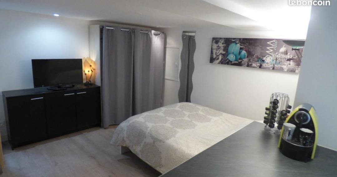 Apartment Neuf Avec Courette Privative